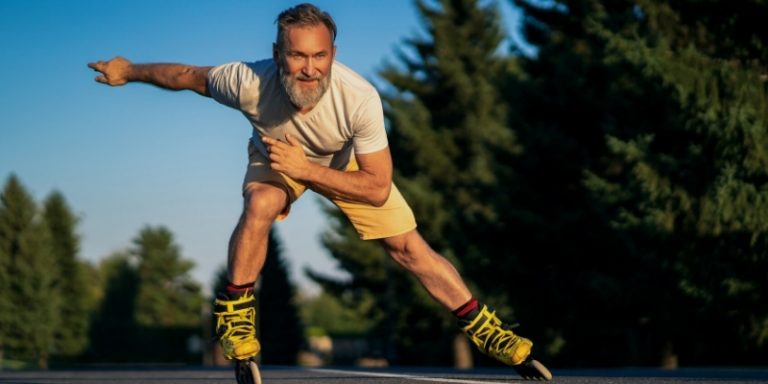 7 Best Rollerblades For Wide Feet (Wide-Width Rollerblades with Buying Guide)!