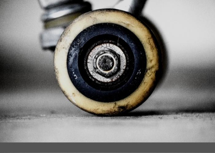 when to replace skateboard wheels